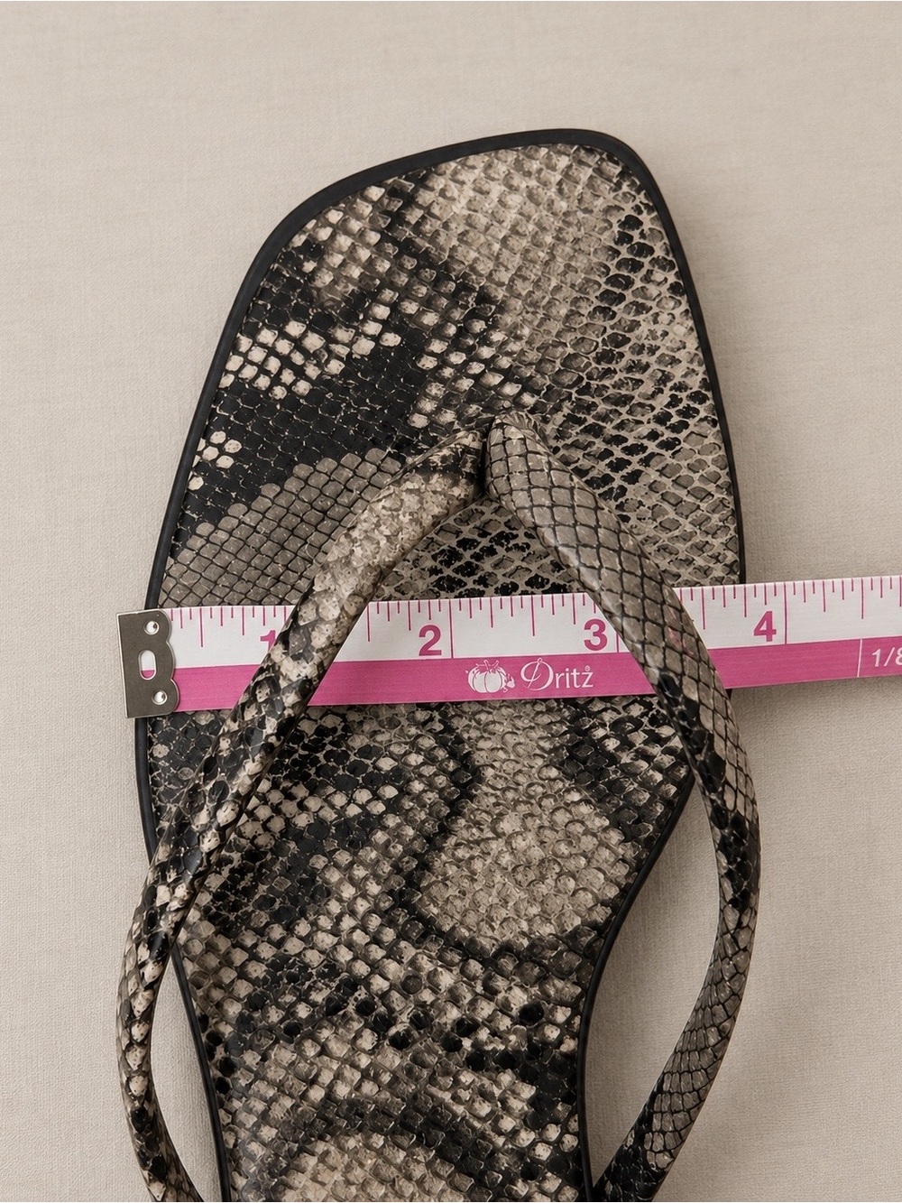 Womens Snake-Print Square-Toe Flip Flop Sandals - Black/Gray - Picture 6 of 6